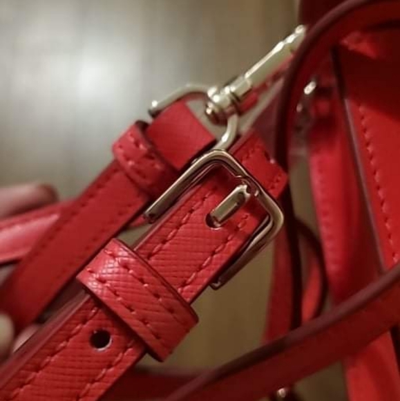 Kate Spade Convertible Crossbody - Picture 7 of 8
